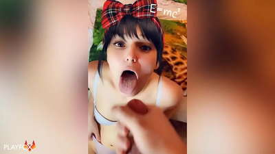 Cô gái trung học được cô ấy đầu tiên Hãy trong cô ấy miệng từ một người bạn cùng lớp